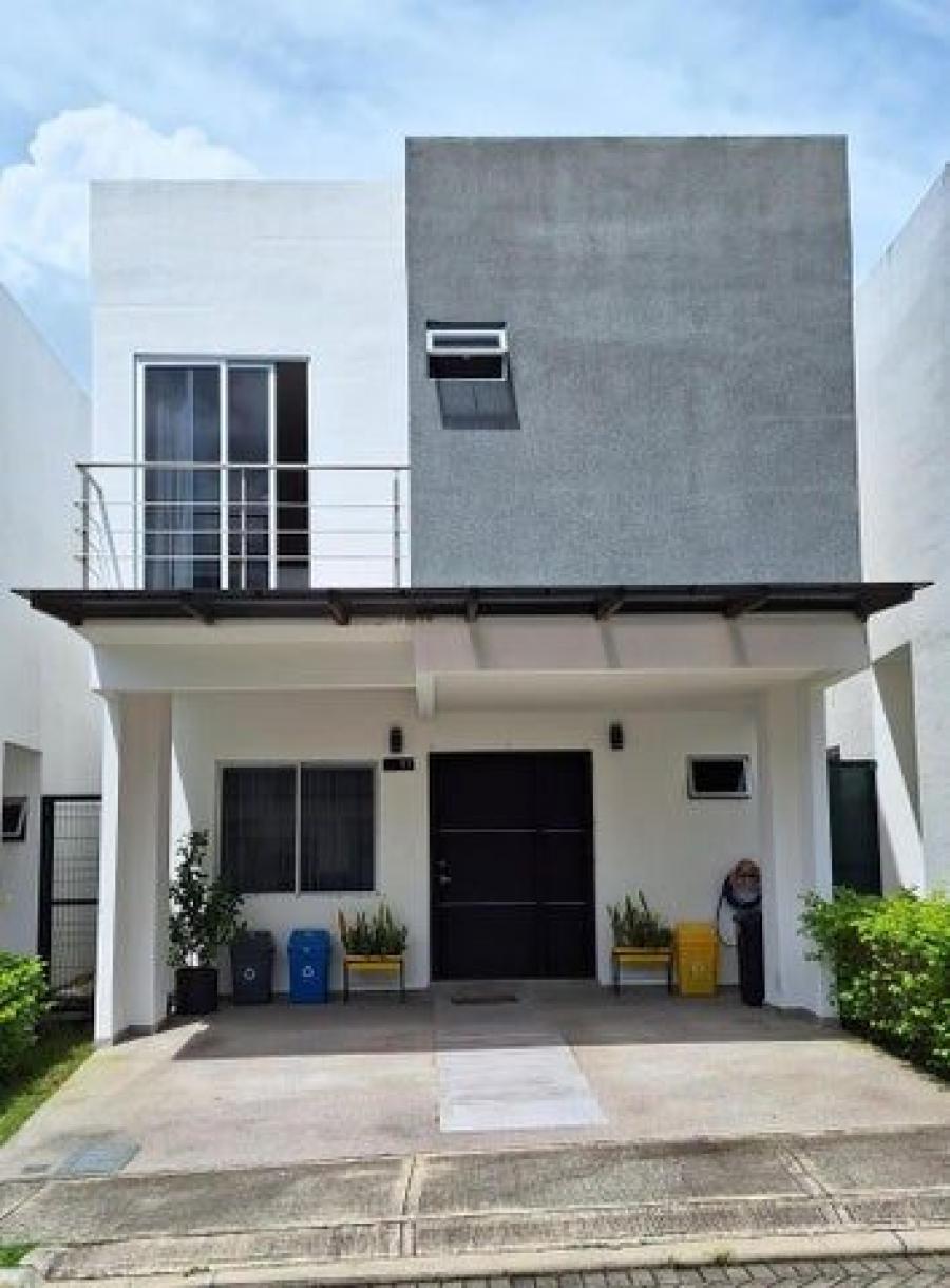 Foto Casa en Venta en Santa Ana, San Jos - U$D 180.000 - CAV92211 - BienesOnLine