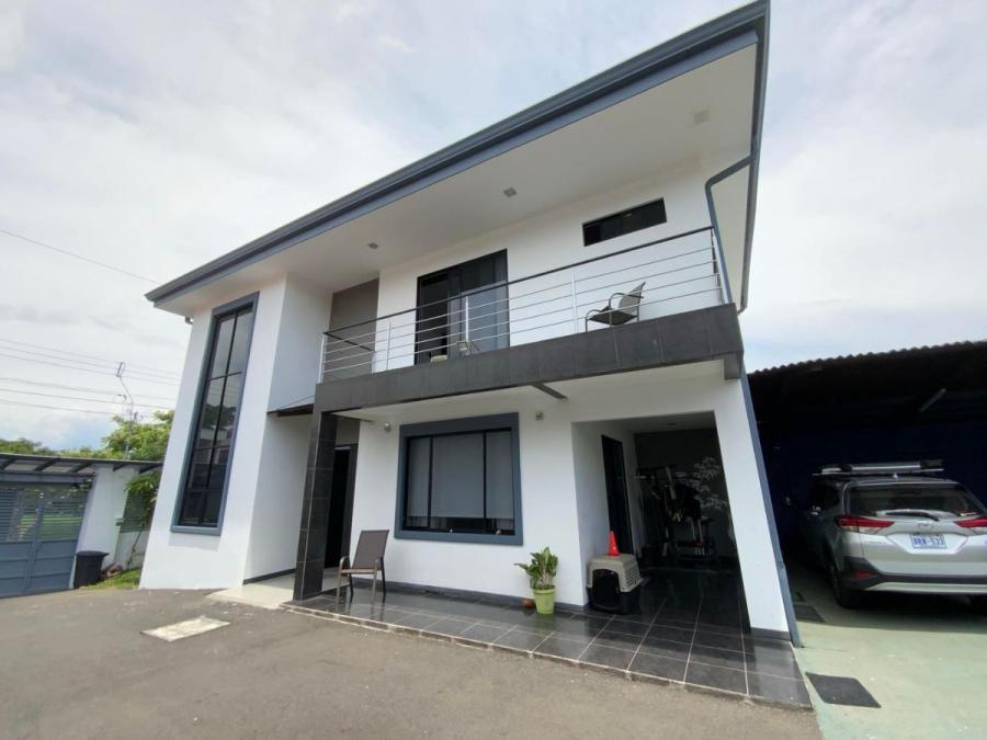 Home in Metric Way