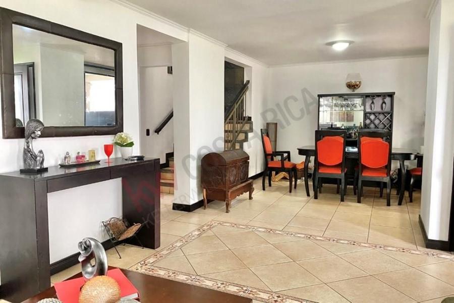Foto Casa en Venta en Escaz, San Jos - U$D 225.000 - CAV96058 - BienesOnLine