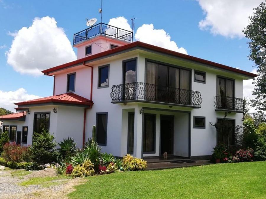 Foto Casa en Venta en San Nicols, Cartago - U$D 590.000 - CAV49165 - BienesOnLine