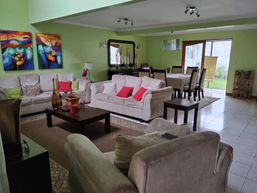 Foto Casa en Venta en Santo Domingo, Heredia - U$D 230.000 - CAV7427 - BienesOnLine
