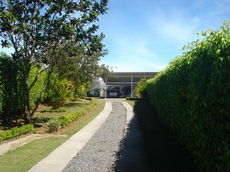 Home in Metric Way