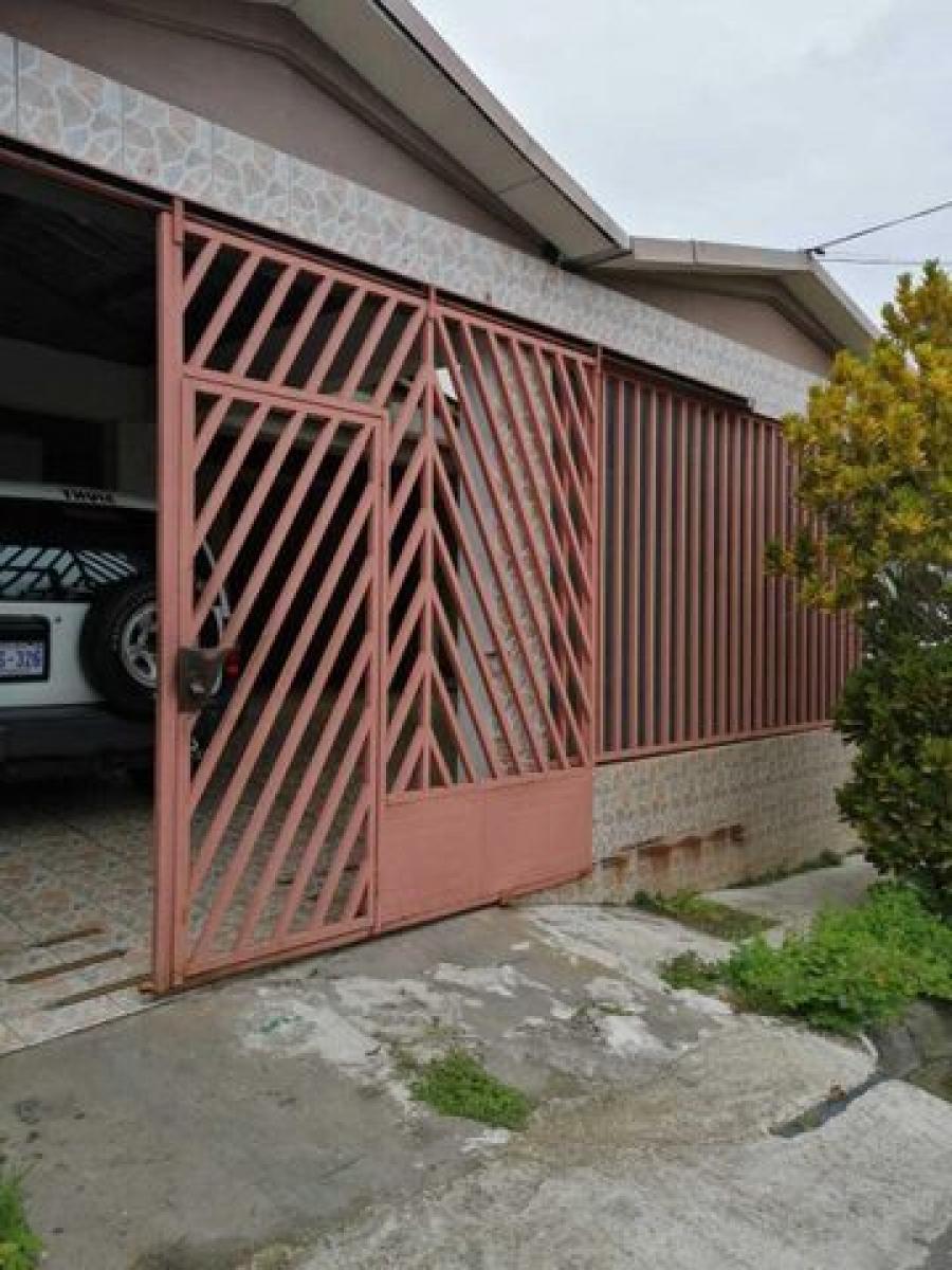 Home in Metric Way