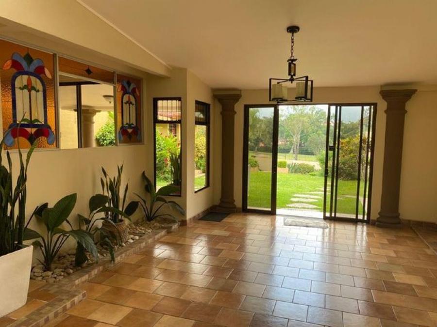 Foto Casa en Venta en Beln, Heredia - U$D 395.000 - CAV52312 - BienesOnLine