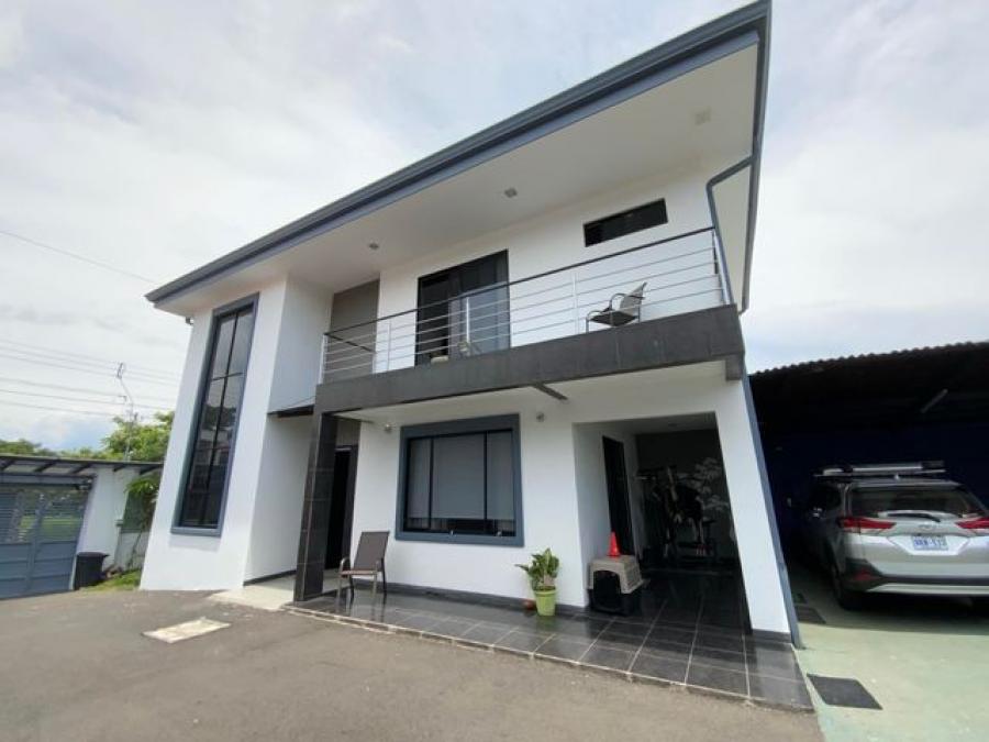 Home in Metric Way