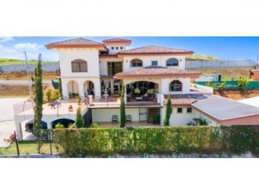 Foto Casa en Venta en Grecia, Alajuela - U$D 500.000 - CAV89204 - BienesOnLine