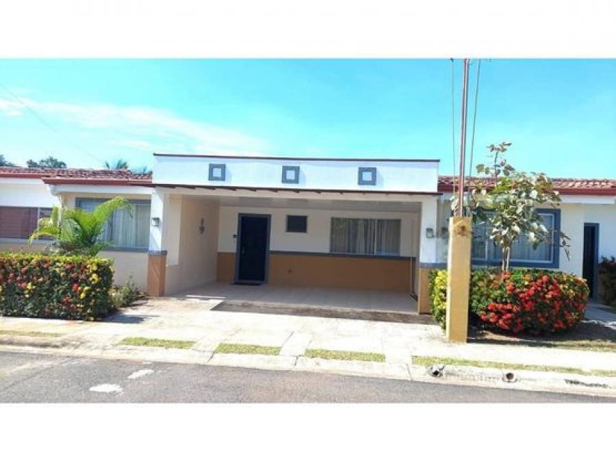 Foto Casa en Venta en Parrita, Puntarenas - U$D 189.900 - CAV94551 - BienesOnLine