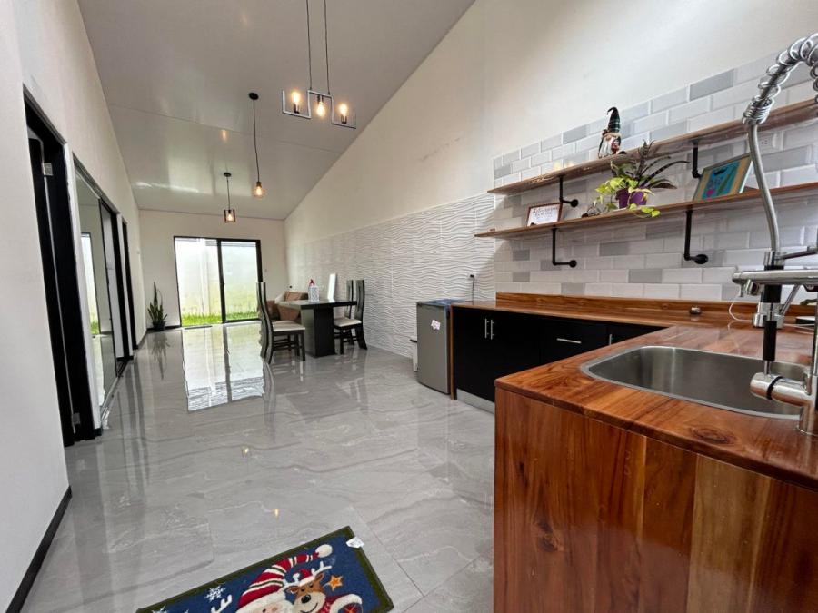 Home in Metric Way