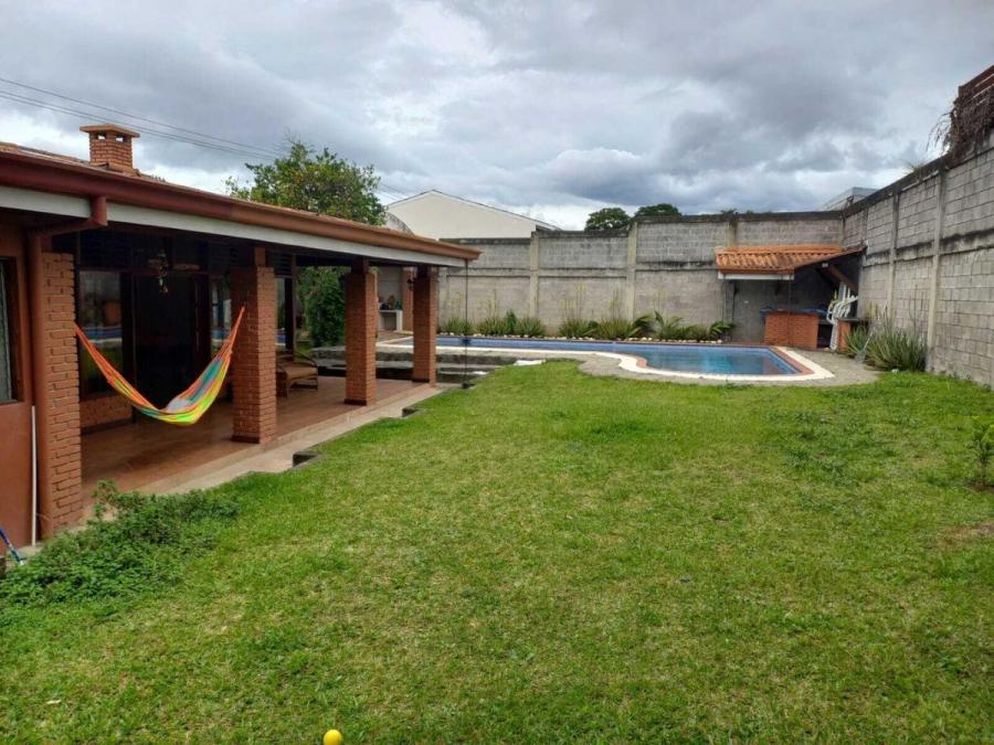 Foto Casa en Venta en Santa Rosa, Santo Domingo, Heredia - U$D 680.000 - CAV92345 - BienesOnLine