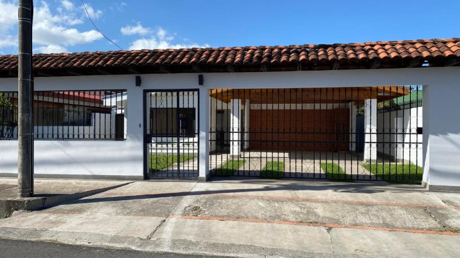 Foto Casa en Venta en San Isidro, Heredia - U$D 326.000 - CAV85148 - BienesOnLine