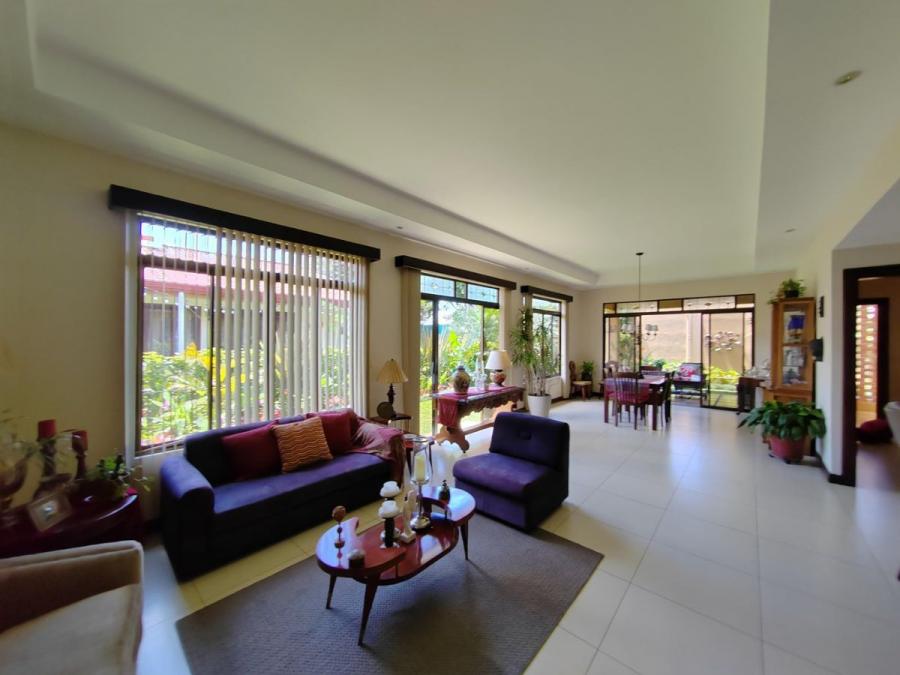 Foto Casa en Venta en Granadilla, Curridabat, San José - U$D 329.000 - CAV119632 - BienesOnLine
