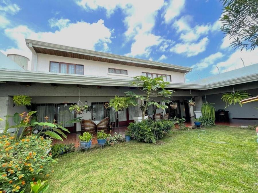 Foto Casa en Venta en centro, Alajuela, Alajuela - U$D 750.000 - CAV119637 - BienesOnLine