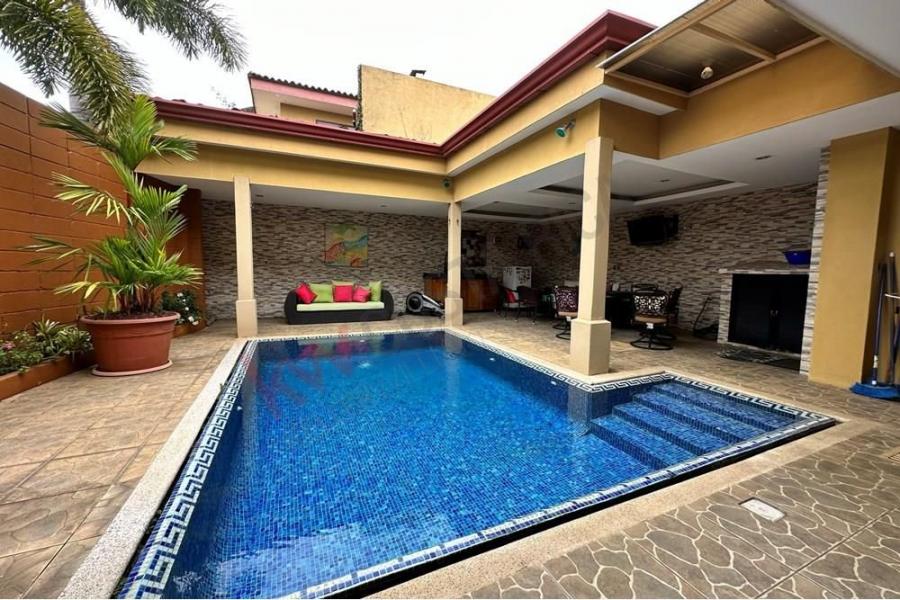 Home in Metric Way