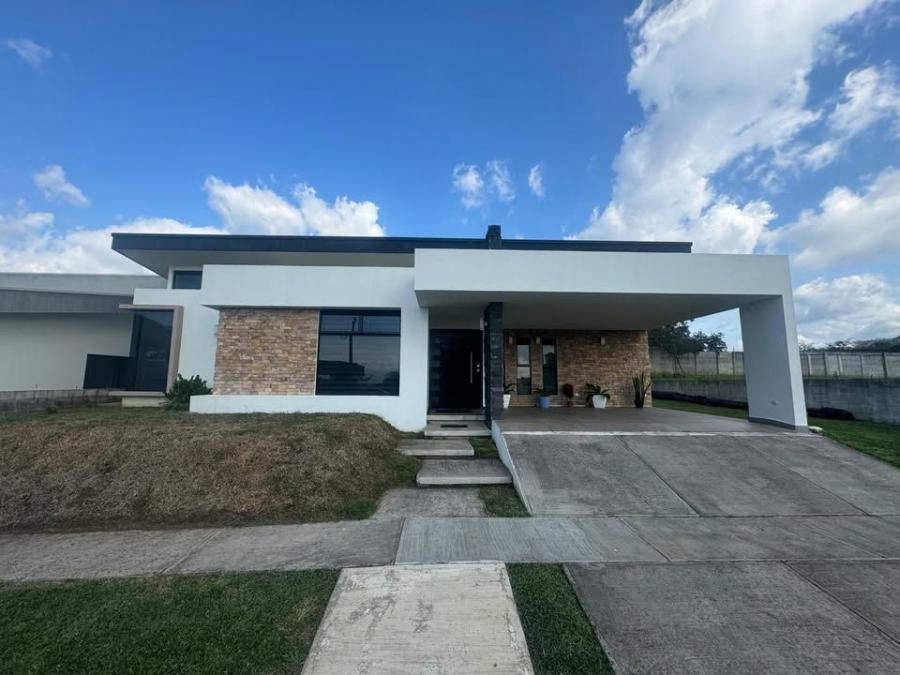 Foto Casa en Venta en Garita, Alajuela - &cent; 145.000.000 - CAV119749 - BienesOnLine