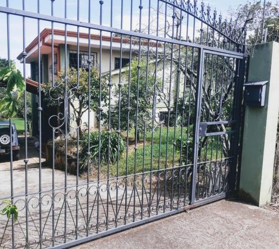 Home in Metric Way