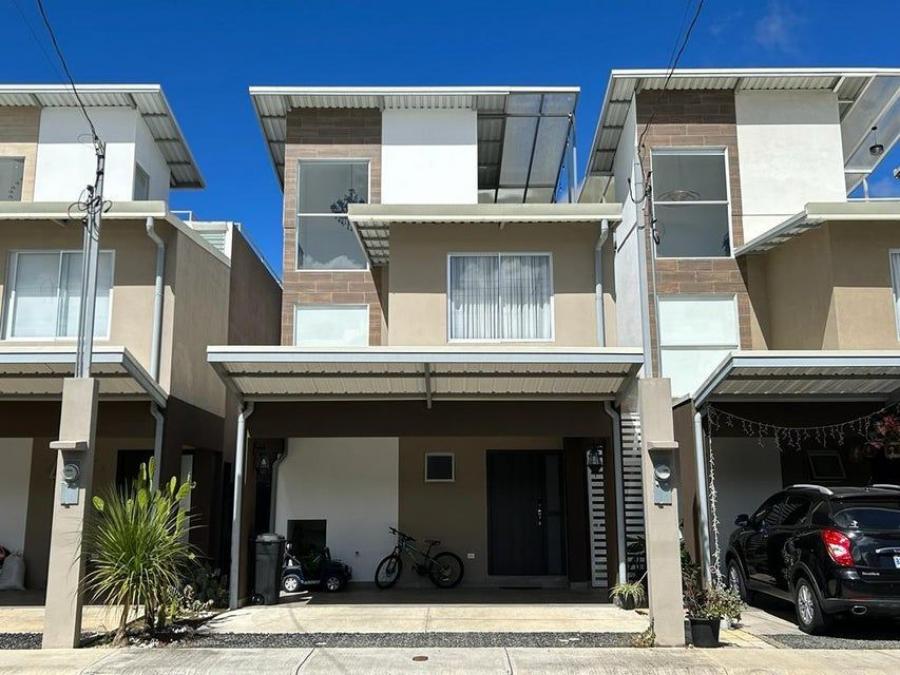 Home in Metric Way