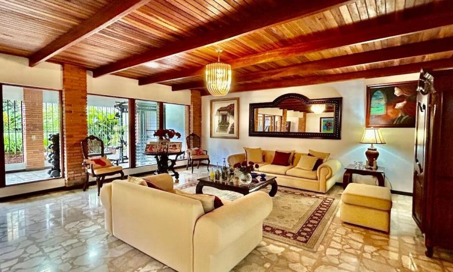 Casa en Venta en Curridabat