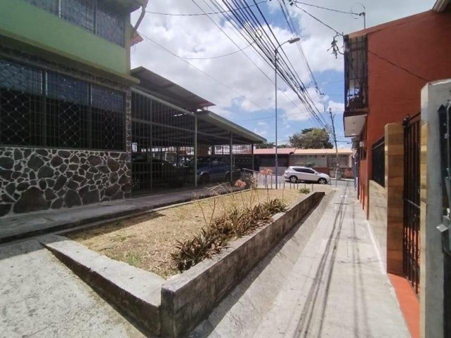Home in Metric Way