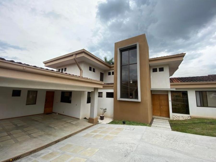 Foto Casa en Venta en Heredia, Heredia, Heredia - U$D 475.000 - CAV46339 - BienesOnLine