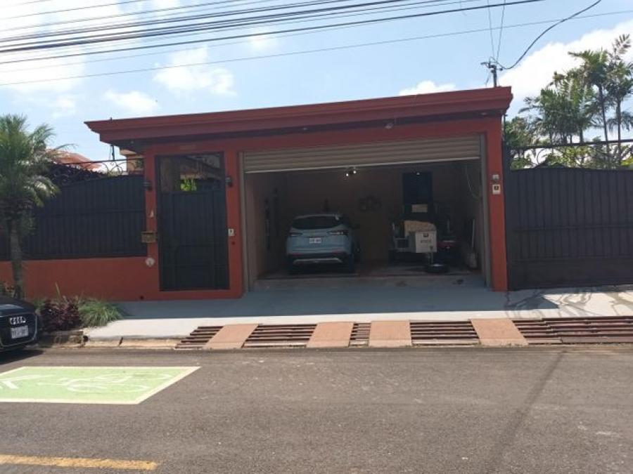Home in Metric Way