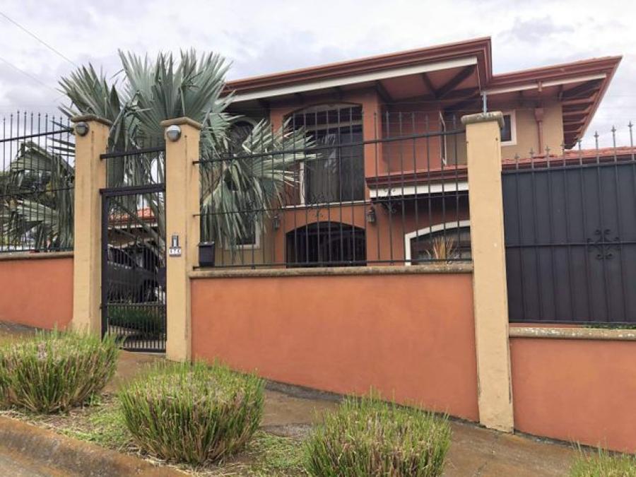 Foto Casa en Venta en San Isidro, San Isidro, Heredia - U$D 395.000 - CAV36889 - BienesOnLine