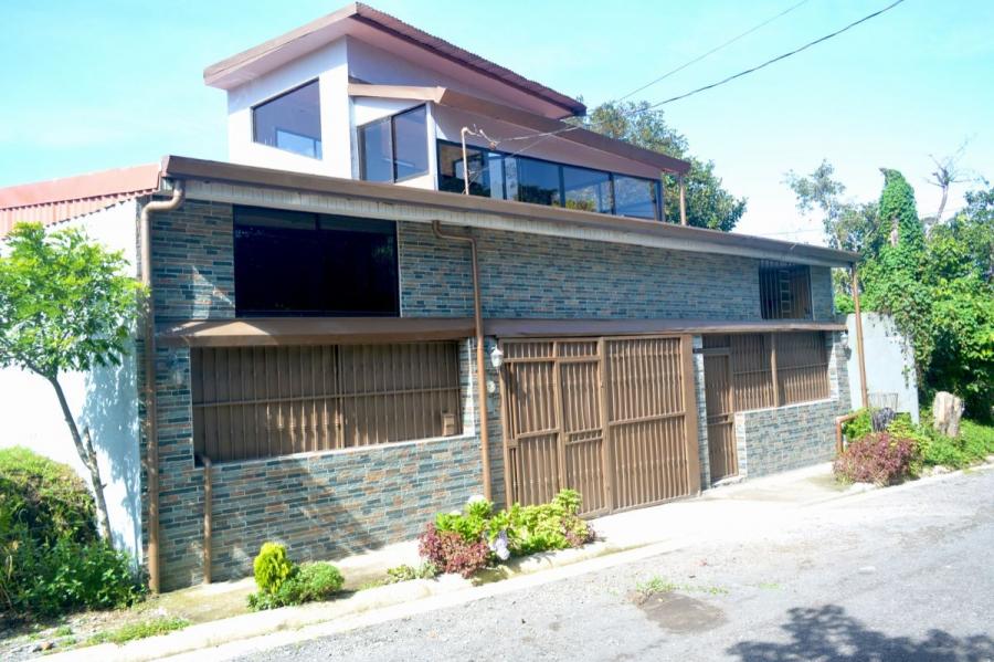 Foto Casa en Venta en Los Angeles, San Rafael, Heredia - ¢ 125.000.000 - CAV80543 - BienesOnLine