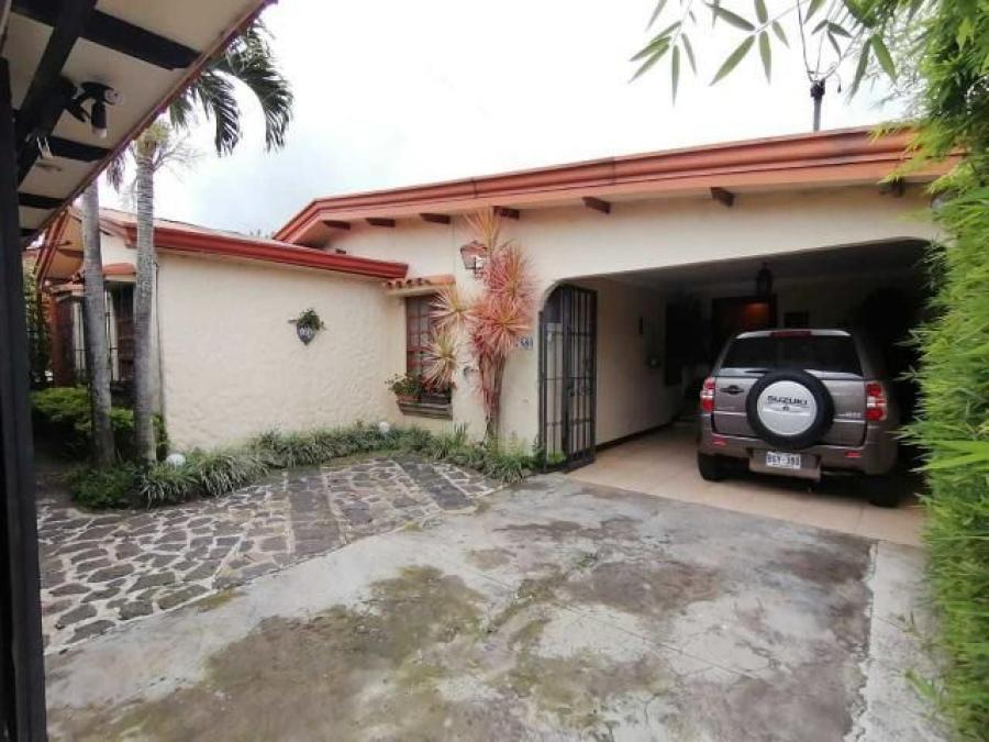 Foto Casa en Venta en Moravia, San Jos - U$D 250.000 - CAV27783 - BienesOnLine