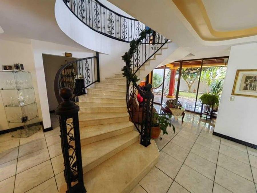 Foto Casa en Venta en Moravia, San Jos - U$D 380.000 - CAV77759 - BienesOnLine