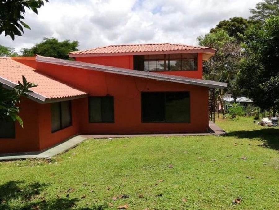 Foto Casa en Venta en Parrita, Parrita, Puntarenas - U$D 280.000 - CAV35852 - BienesOnLine
