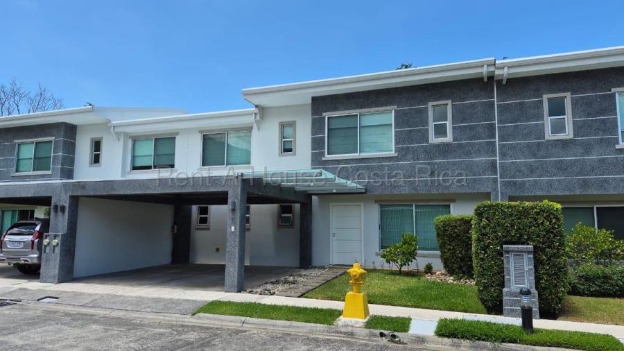 Foto Casa en Venta en Santa Ana, San José - U$D 360.000 - CAV133464 - BienesOnLine