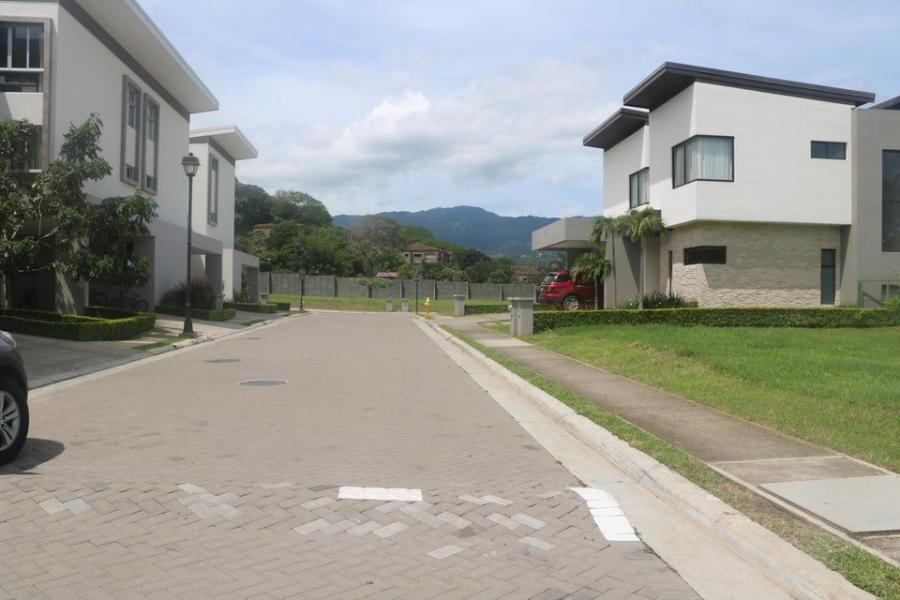 Foto Casa en Venta en Santa Ana, San José - U$D 475.000 - CAV119991 - BienesOnLine