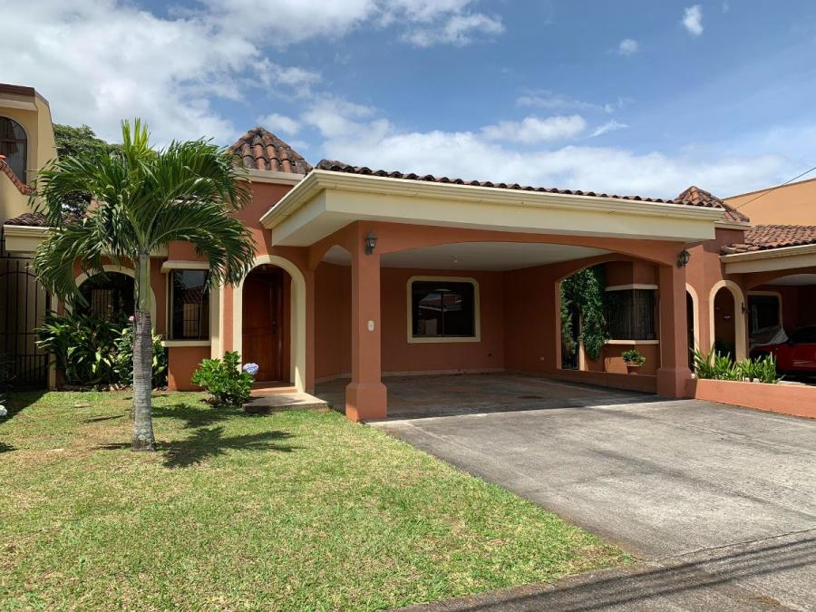 Foto Casa en Venta en El Campanario, Flores, Heredia - U$D 185.000 - CAV34106 - BienesOnLine