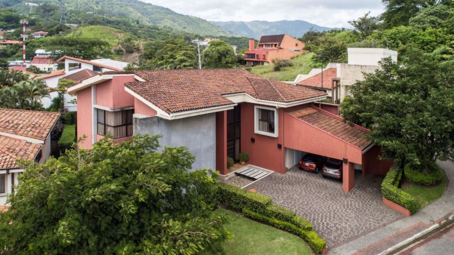 Foto Casa en Venta en San Rafael, Escaz, San Jos - U$D 695.000 - CAV67723 - BienesOnLine
