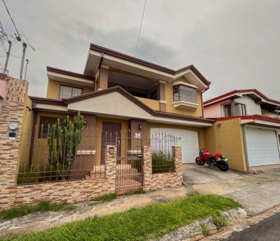 Foto Casa en Venta en San Rafael, Heredia - U$D 200.000 - CAV79086 - BienesOnLine