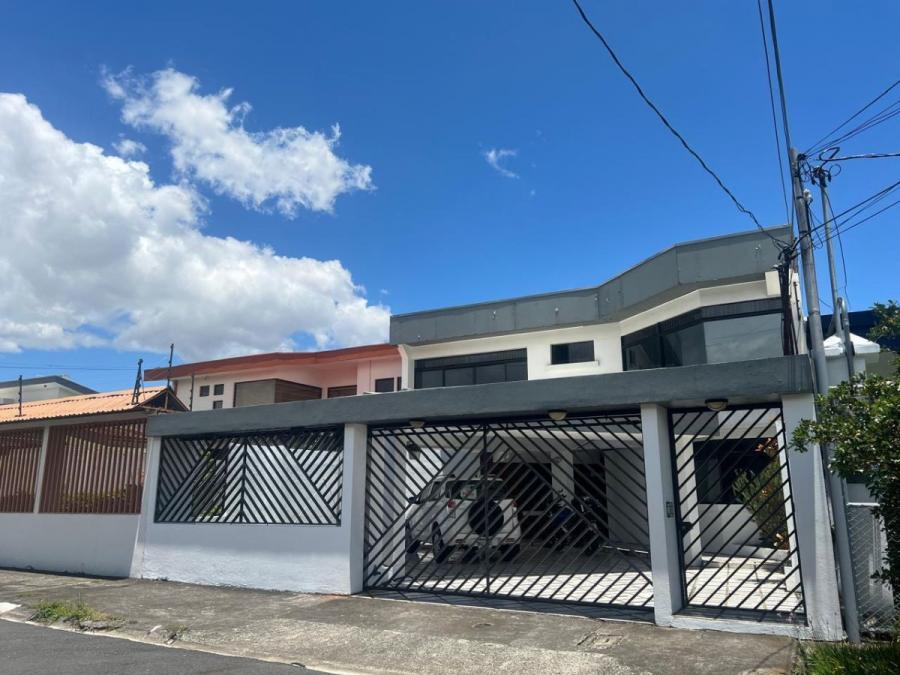 Foto Casa en Venta en Moravia, San José - U$D 525.000 - CAV119467 - BienesOnLine
