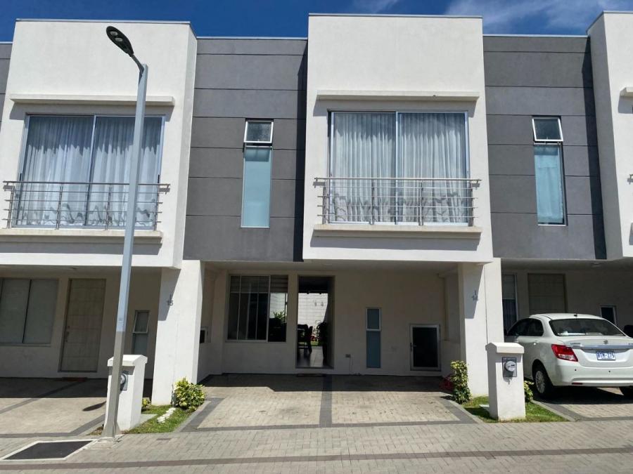 Foto Casa en Venta en Santo Domingo, Heredia - ¢ 135.000.000 - CAV119713 - BienesOnLine