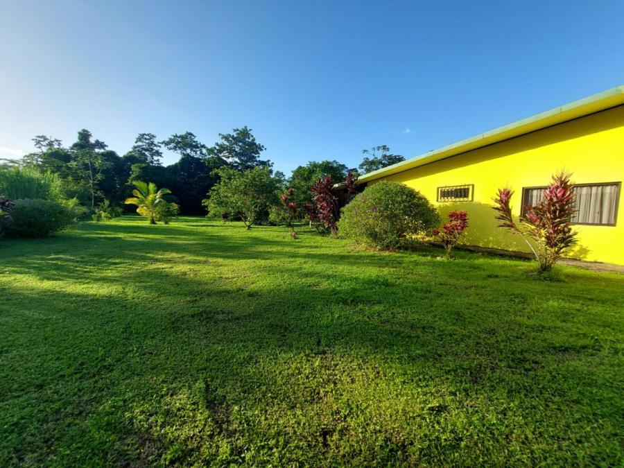 Home in Metric Way