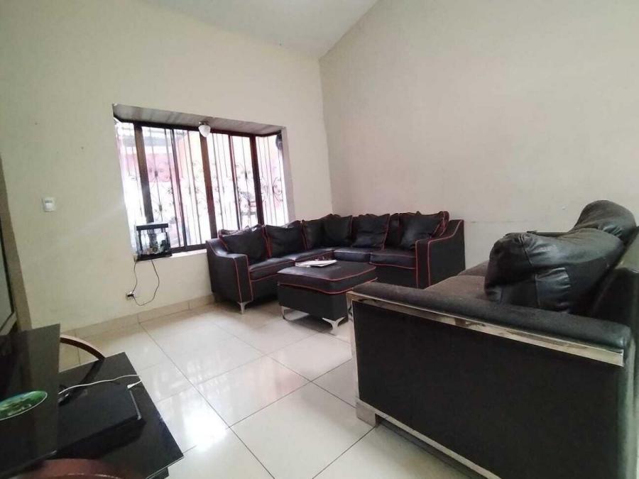 Home in Metric Way