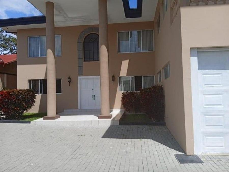 Home in Metric Way