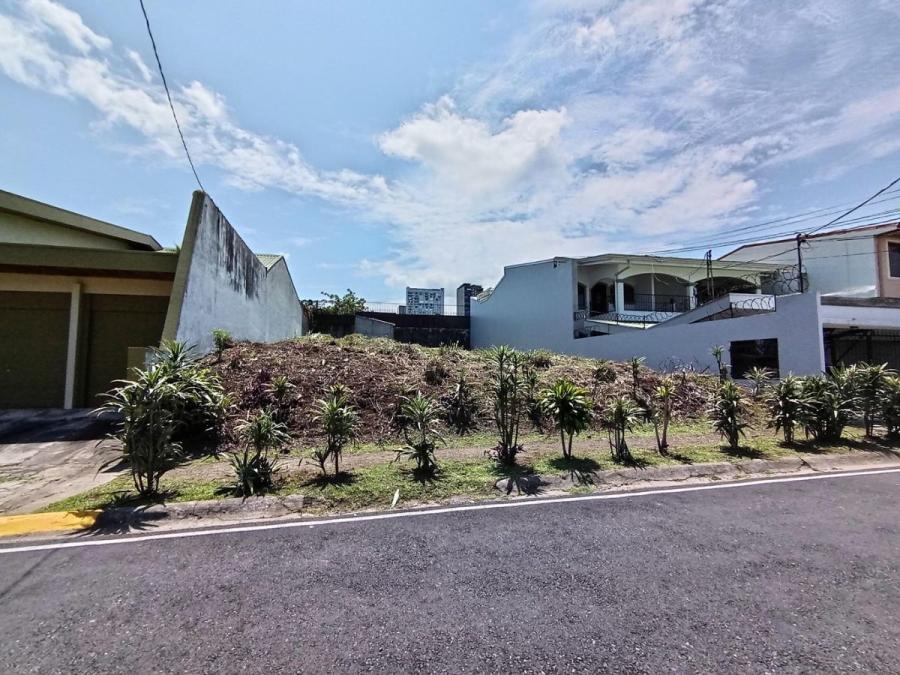 Home in Metric Way