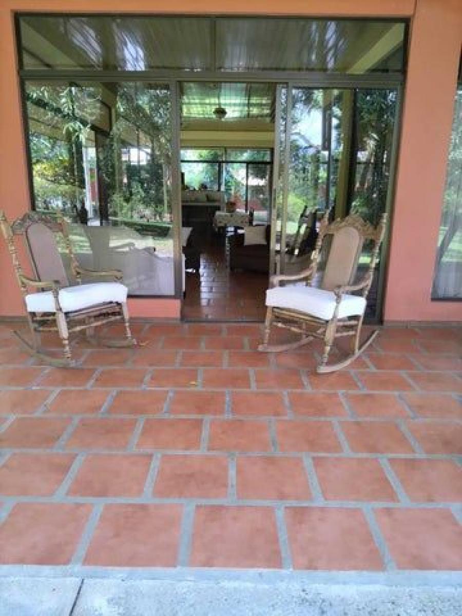 Foto Casa en Venta en El Mastate, Orotina, Alajuela - U$D 1.655.000 - CAV129112 - BienesOnLine