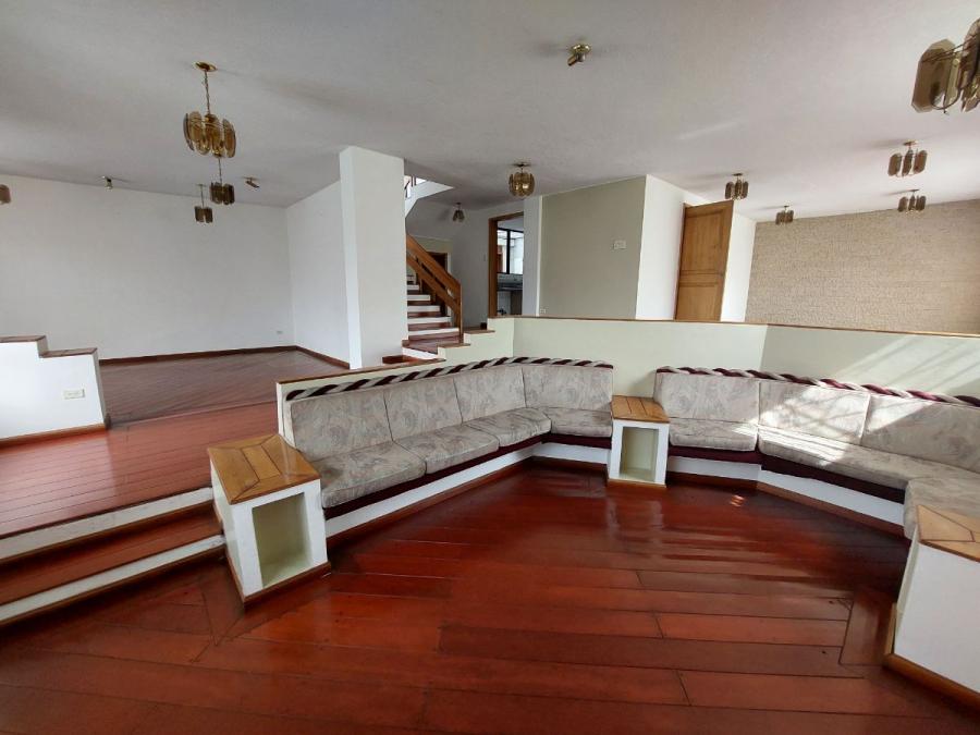 Foto Casa en Venta en Chaupicruz, Quito, Pichincha - U$D 275.000 - CAV35618 - BienesOnLine