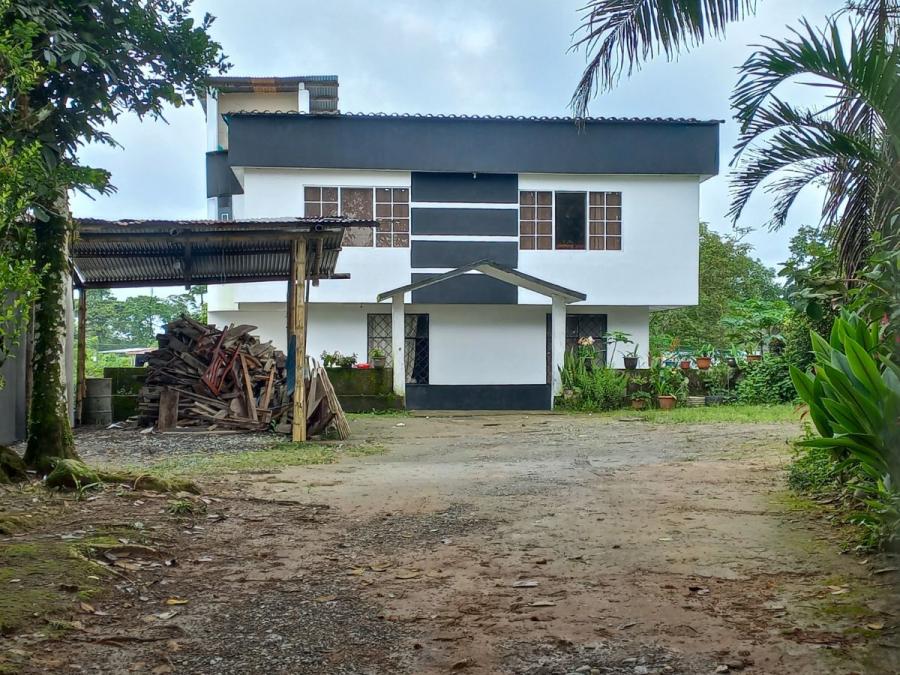 Foto Casa en Venta en Santo Domingo, Santo Domingo de los Tsachilas - U$D 160.000 - CAV41853 - BienesOnLine