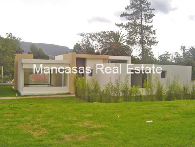 Foto Casa en Venta en Quito, Pichincha - U$D 280.000 - CAV6106 - BienesOnLine