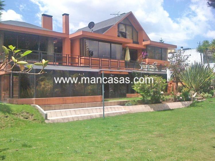 Foto Casa en Venta en Quito, Pichincha - U$D 650.000 - CAV6699 - BienesOnLine