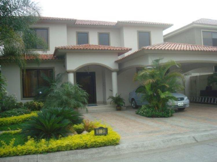Foto Casa en Venta en Samborondn, Guayas - U$D 240.000 - CAV8601 - BienesOnLine