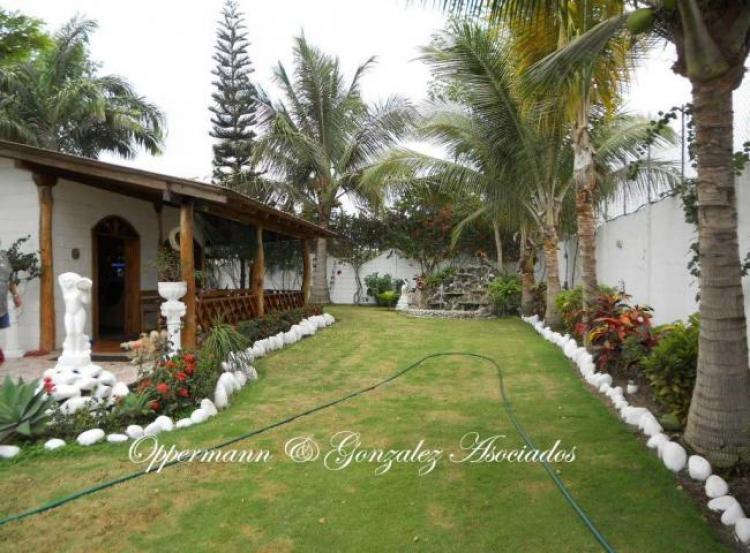 Foto Casa en Venta en Pedernales, Manabi - U$D 360.500 - CAV9253 - BienesOnLine