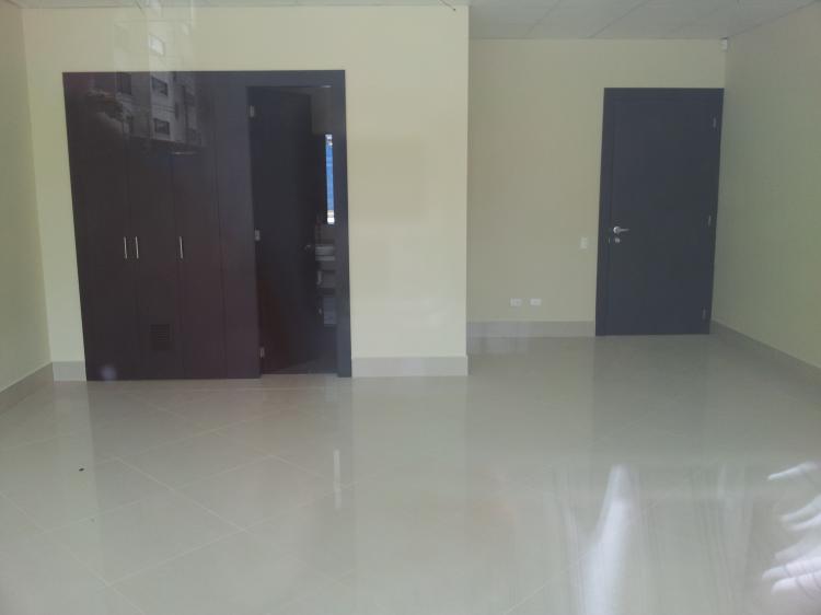 Foto Local en Arriendo en LA MARISCAL, Quito, Pichincha - U$D 550 - LOA10135 - BienesOnLine