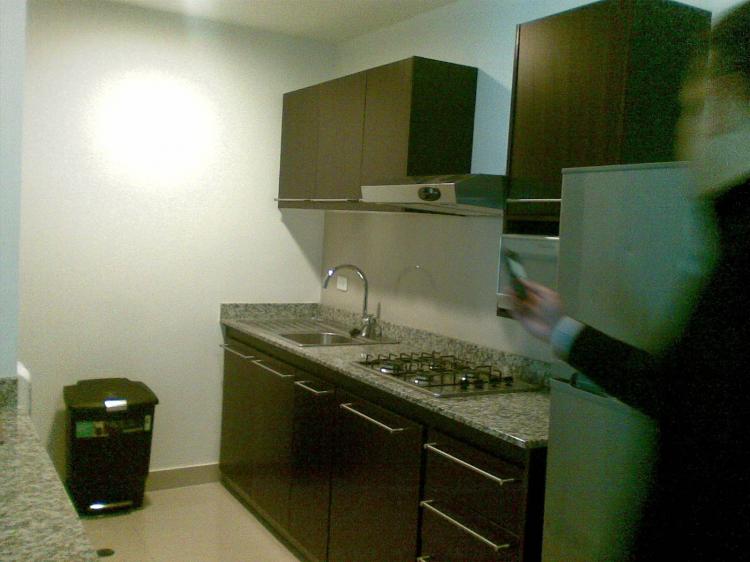 Foto Departamento en Arriendo en CAROLINA, Quito, Pichincha - U$D 1.000 - DEA10676 - BienesOnLine