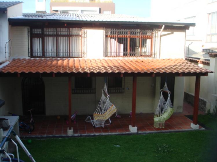 Foto Casa en Arriendo en Quito, Pichincha - U$D 1.600 - CAA14066 - BienesOnLine